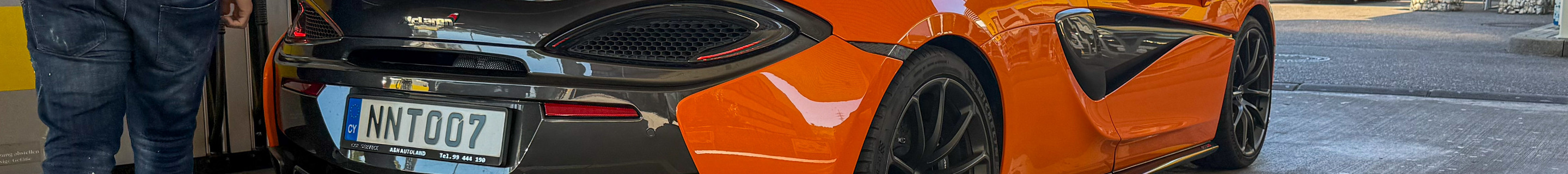 McLaren 570S Spider