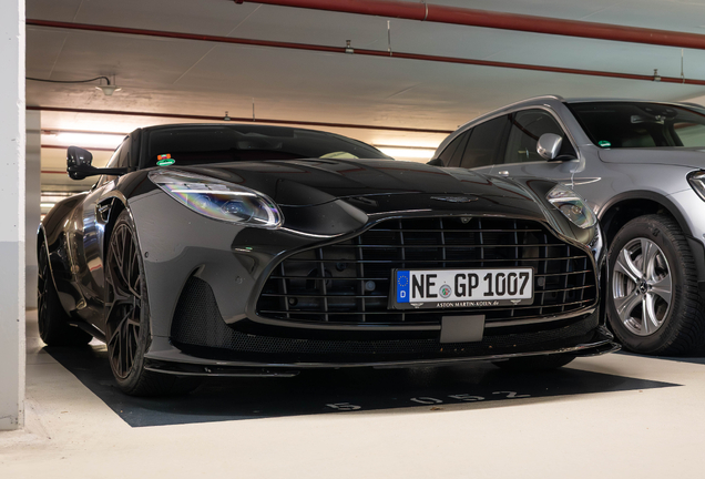 Aston Martin DB12