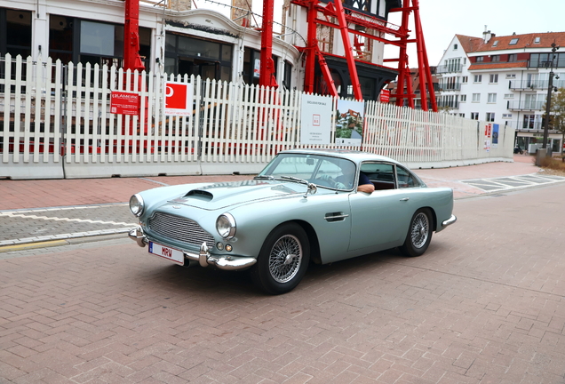 Aston Martin DB4 Series II