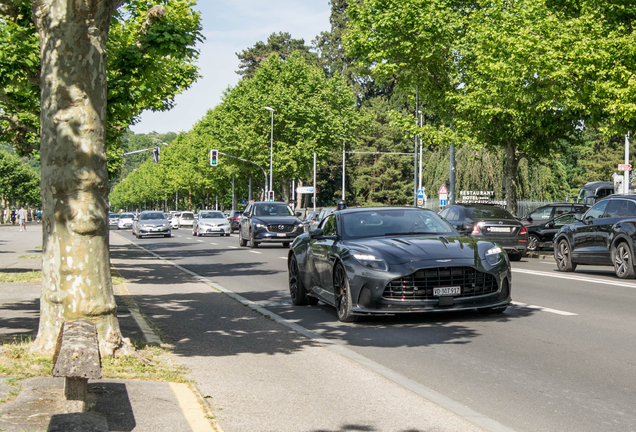 Aston Martin DBS Superleggera