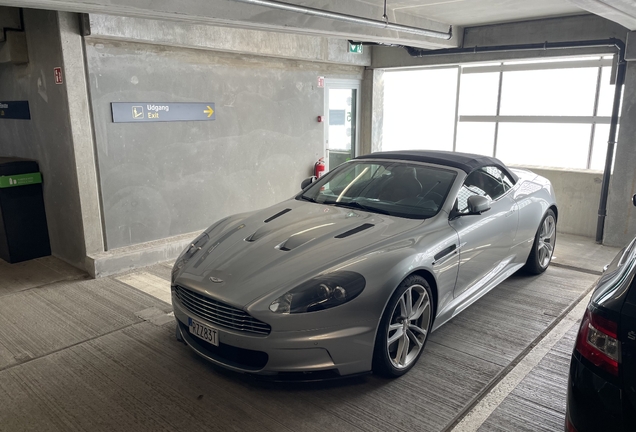 Aston Martin DBS Volante