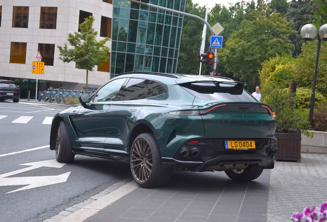 Aston Martin DBX707