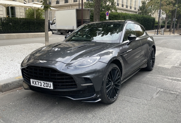 Aston Martin DBX707