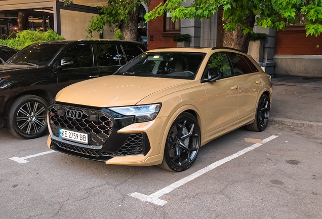 Audi RS Q8 2024