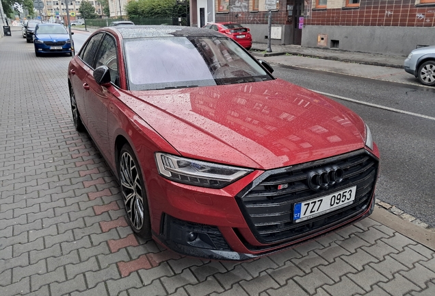 Audi S8 D5