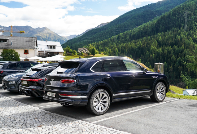 Bentley Bentayga Azure 2024