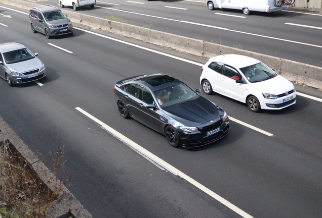 BMW M5 F10 2011