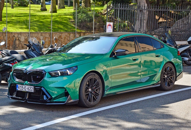 BMW M5 G90