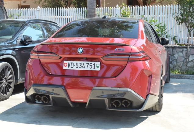 BMW M5 G90