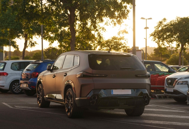 BMW XM G09