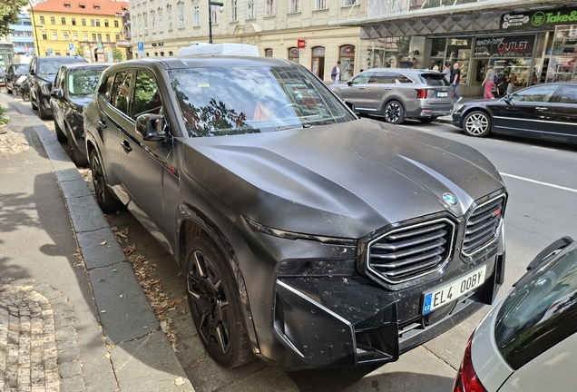 BMW XM G09 Label Red
