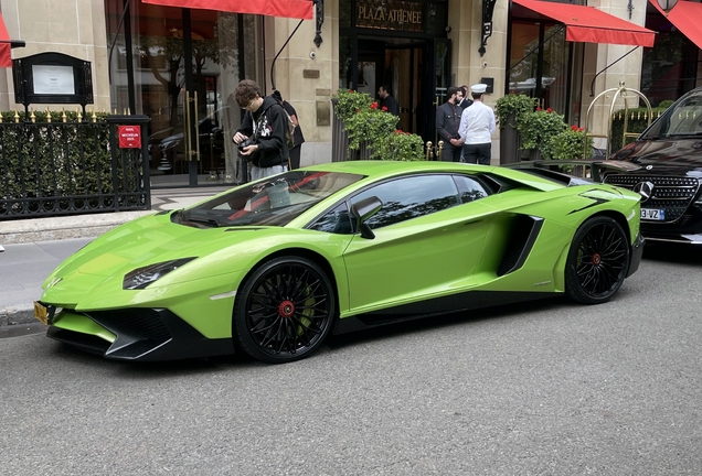 Lamborghini Aventador LP750-4 SuperVeloce