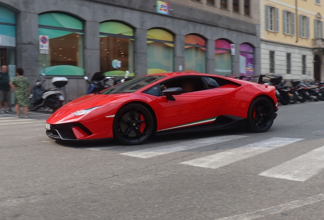 Lamborghini Huracán LP640-4 Performante