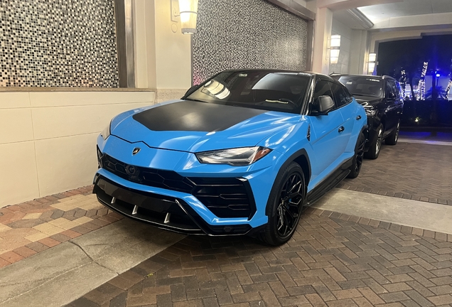 Lamborghini Urus