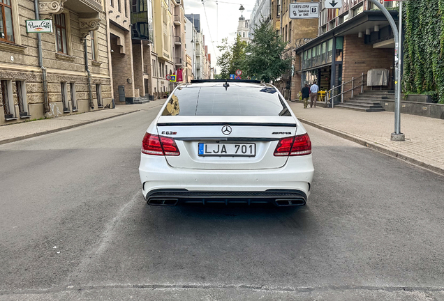 Mercedes-Benz E 63 AMG S W212