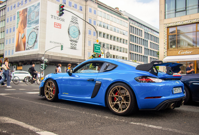 Porsche 718 Cayman GT4 RS Weissach Package