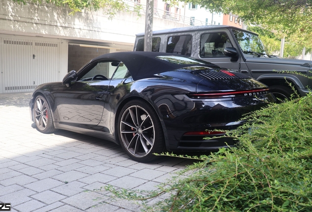 Porsche 992 Carrera 4S Cabriolet MkI