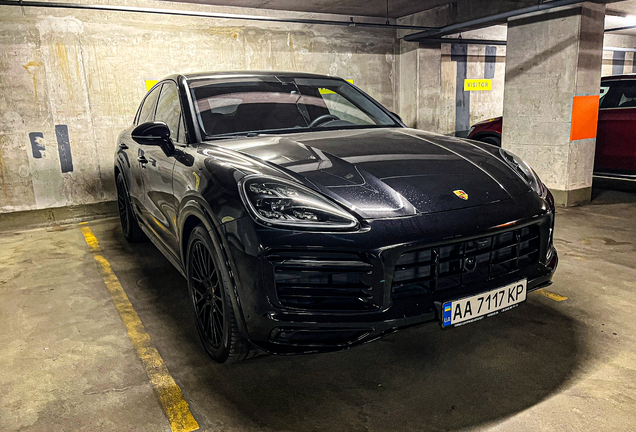Porsche Cayenne Coupé GTS MkI