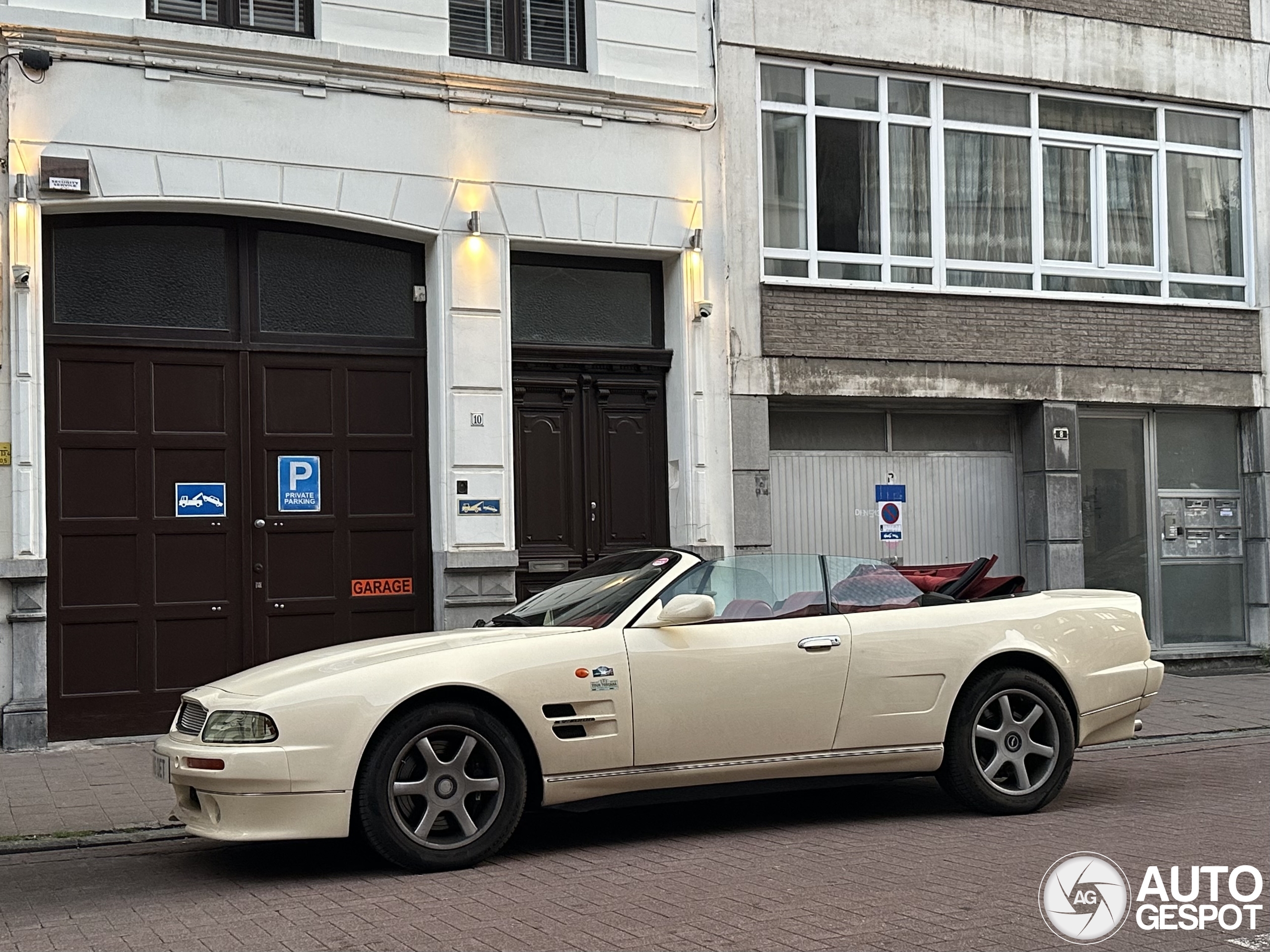 Aston Martin V8 Volante 1997