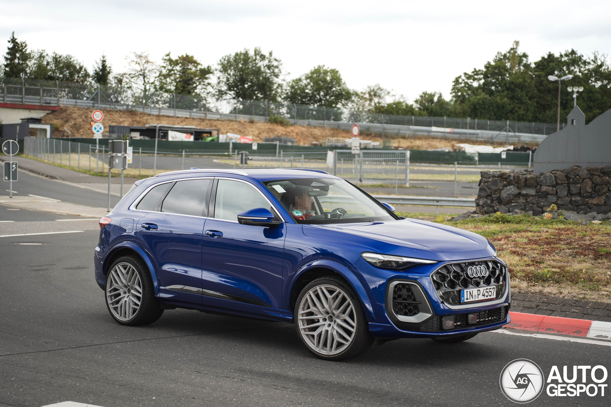 Audi rs q5 2028 mule