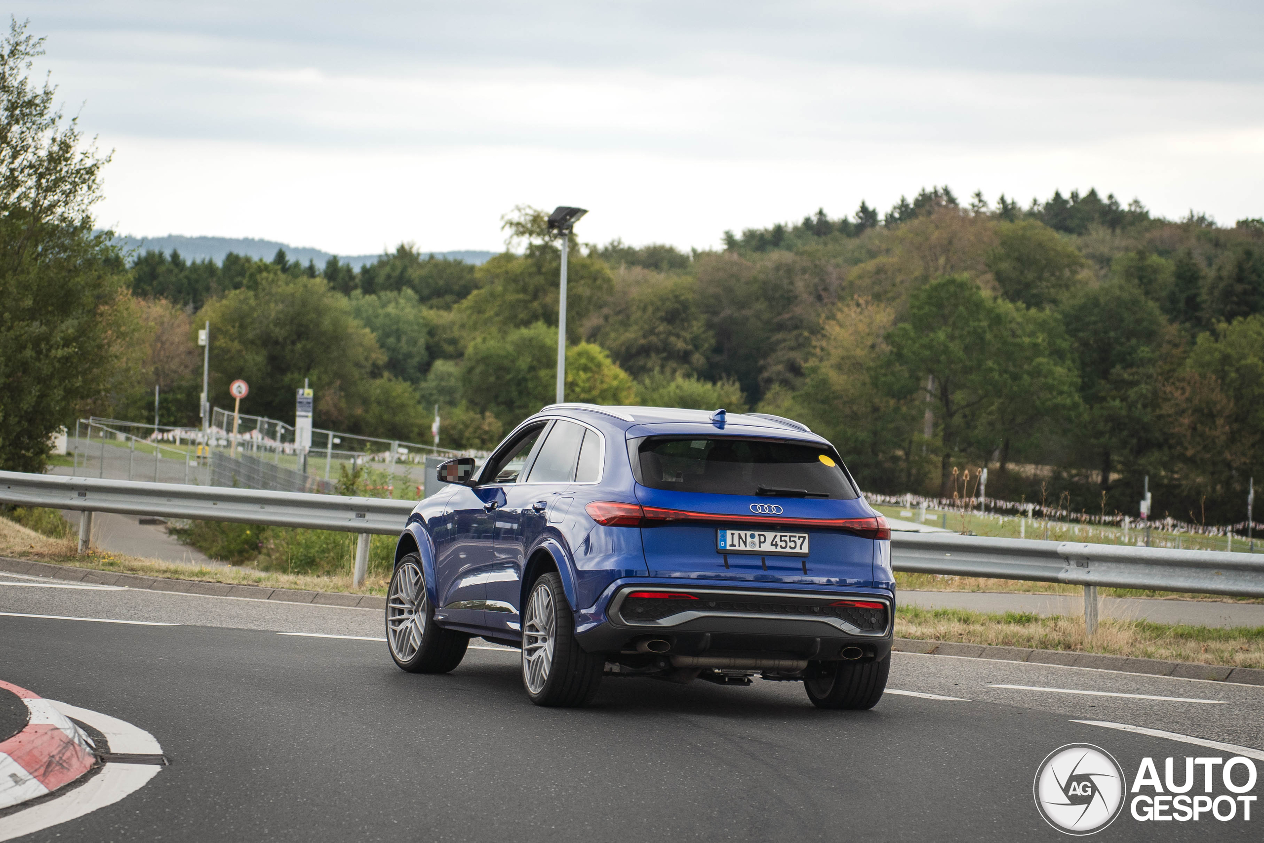 Audi rs q5 2028 mule