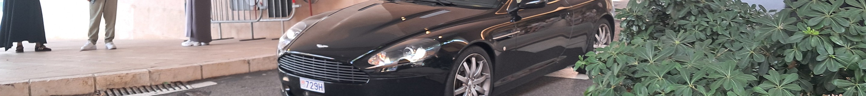 Aston Martin DB9