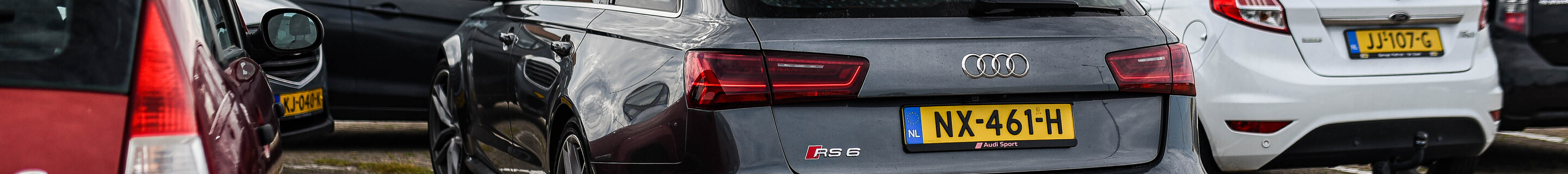Audi RS6 Avant C7 2015
