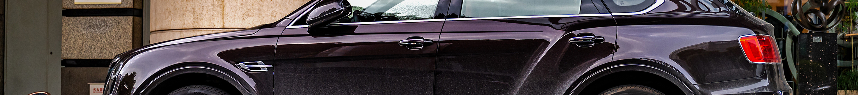 Bentley Bentayga V8