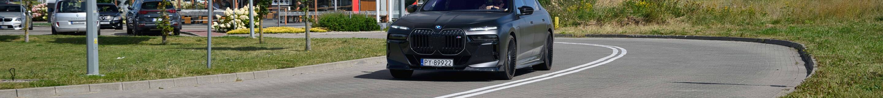 BMW M760e xDrive