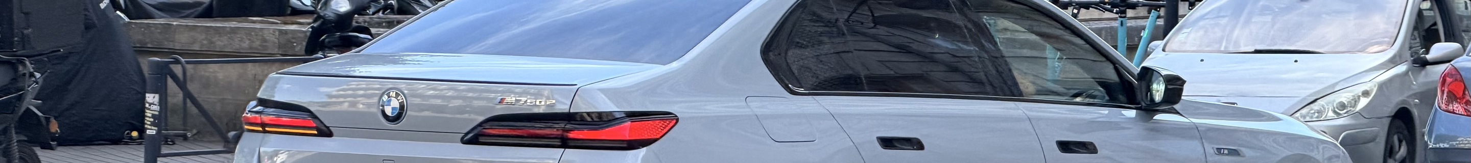 BMW M760e xDrive