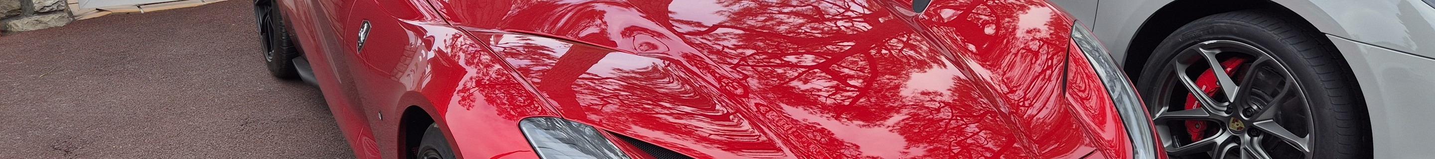 Ferrari 812 Superfast