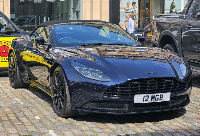 Aston Martin DB11 V8 Volante