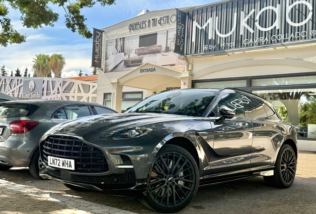 Aston Martin DBX707