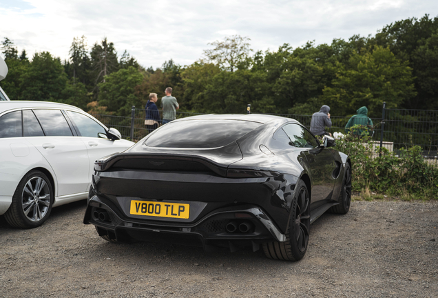 Aston Martin V8 Vantage 2018