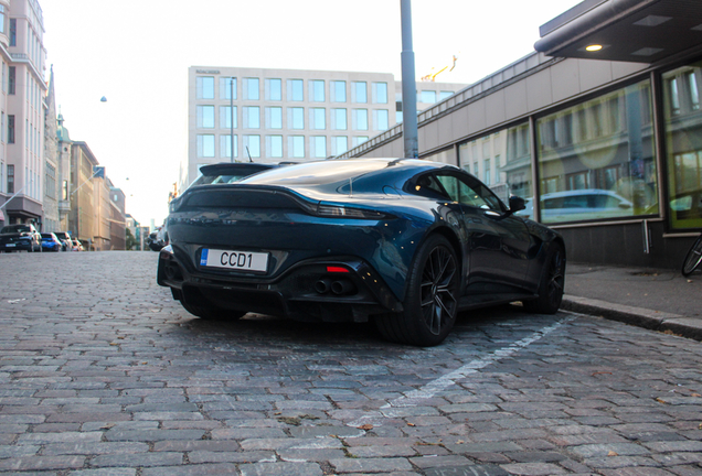 Aston Martin V8 Vantage 2018