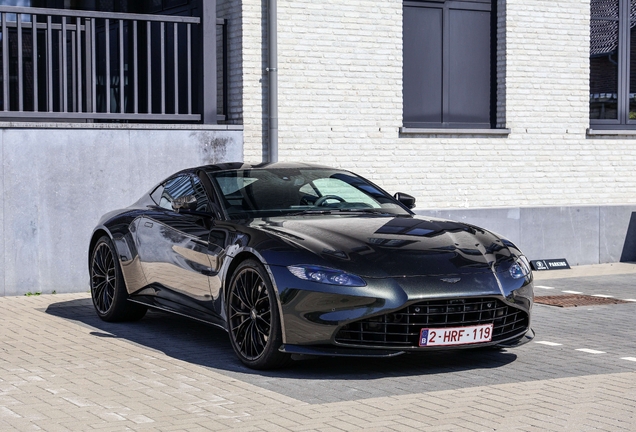 Aston Martin V8 Vantage 2018
