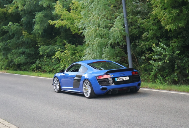 Audi R8 V10