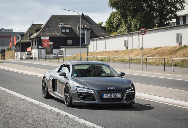 Audi R8 V10 Plus 2013