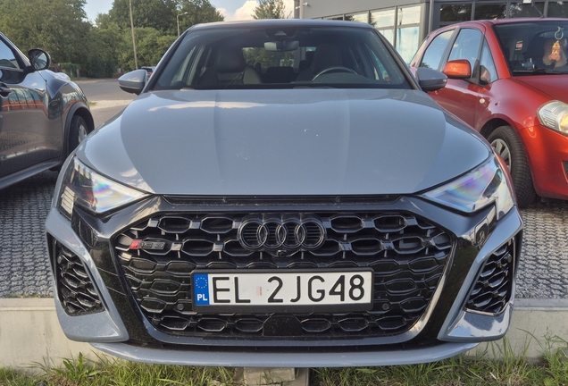 Audi RS3 Sedan 8Y