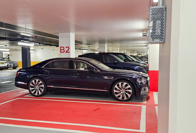 Bentley Flying Spur V8 2021