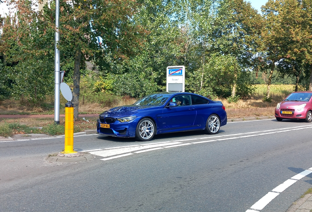 BMW M4 F82 CS