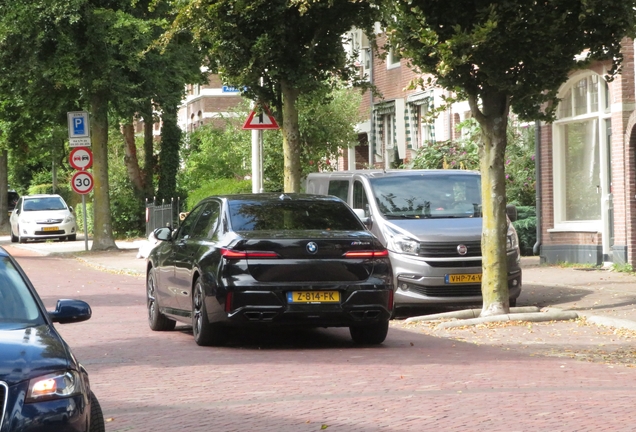 BMW M760e xDrive