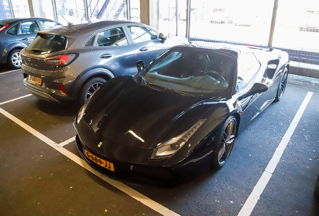 Ferrari 488 Spider