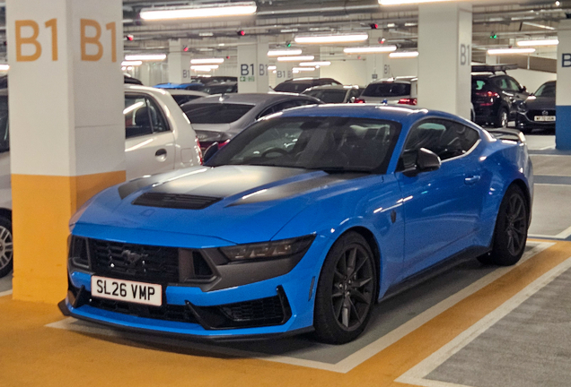 Ford Mustang Dark Horse 2024