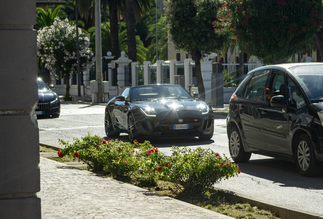 Jaguar F-TYPE S Convertible