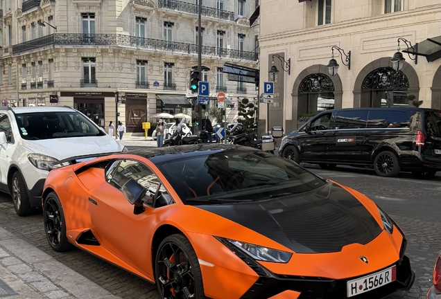 Lamborghini Huracán LP640-2 Tecnica