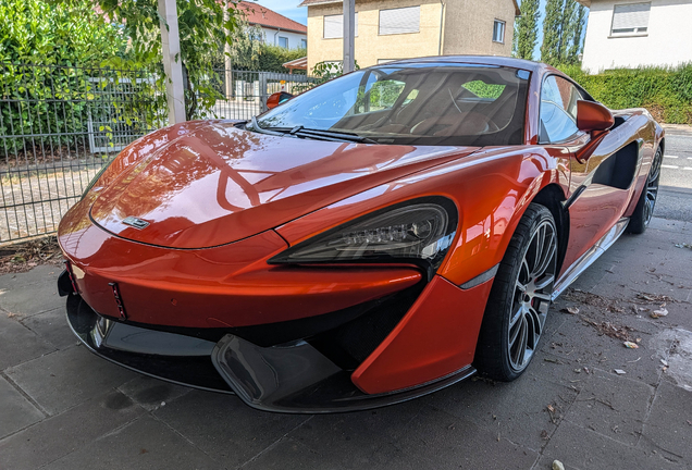 McLaren 570S