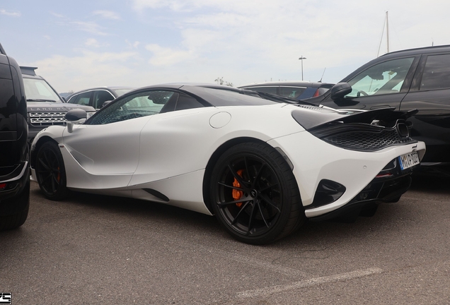 McLaren 750S