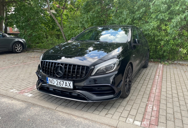 Mercedes-AMG A 45 W176 2015