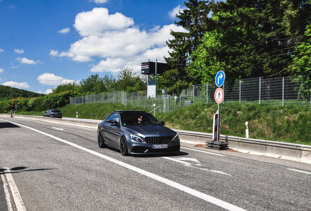 Mercedes-AMG C 63 S W205